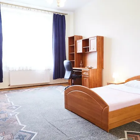 Calm Pedzichow Street Apartmán Krakov