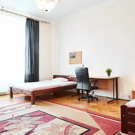 Calm Pedzichow Street * Krakow