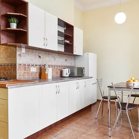 Calm Pedzichow Street *