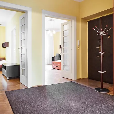 Calm Pedzichow Street * Krakow