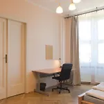 Calm Pedzichow Street Apartman *